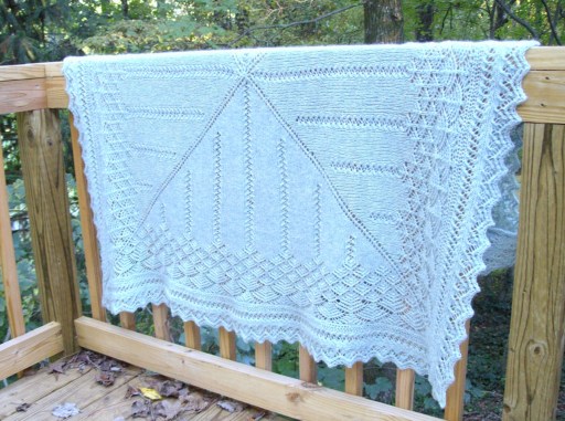 This shawl is not seamed.