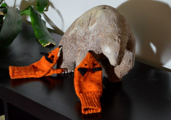 Fox mittens polar bear