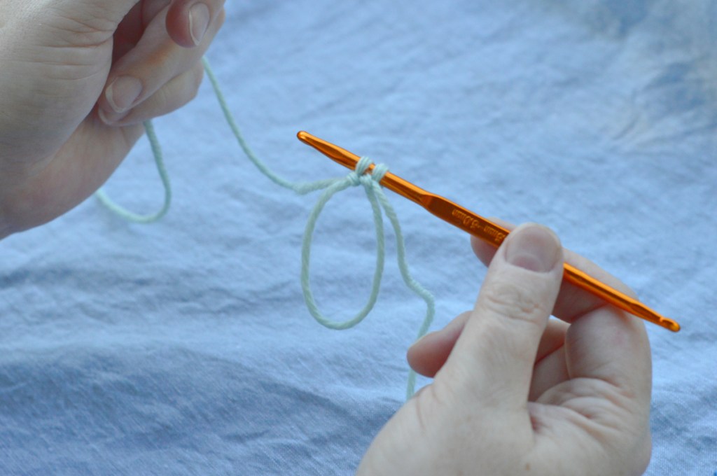 thecusserknits tutorial | Emily Ocker 13: tail untwisted