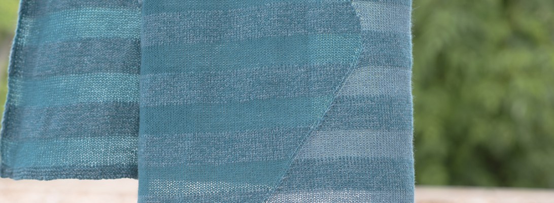 Fauxtarsia Wave detail photo showing colour and texture contrast.